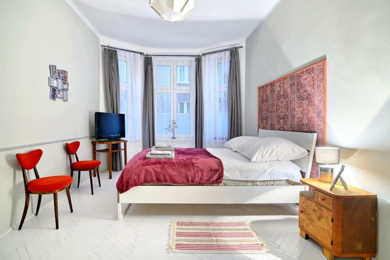 Luxury Retro Apartment, City Center, Wifi Krakkó Kültér fotó