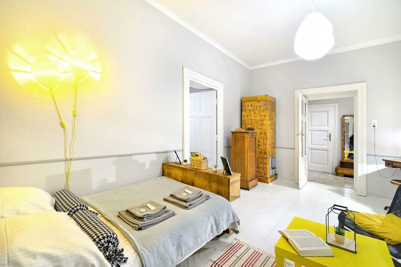 Luxury Retro Apartment, City Center, Wifi Krakkó Kültér fotó