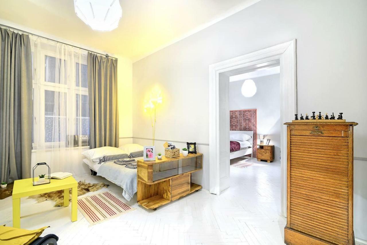 Luxury Retro Apartment, City Center, Wifi Krakkó Kültér fotó