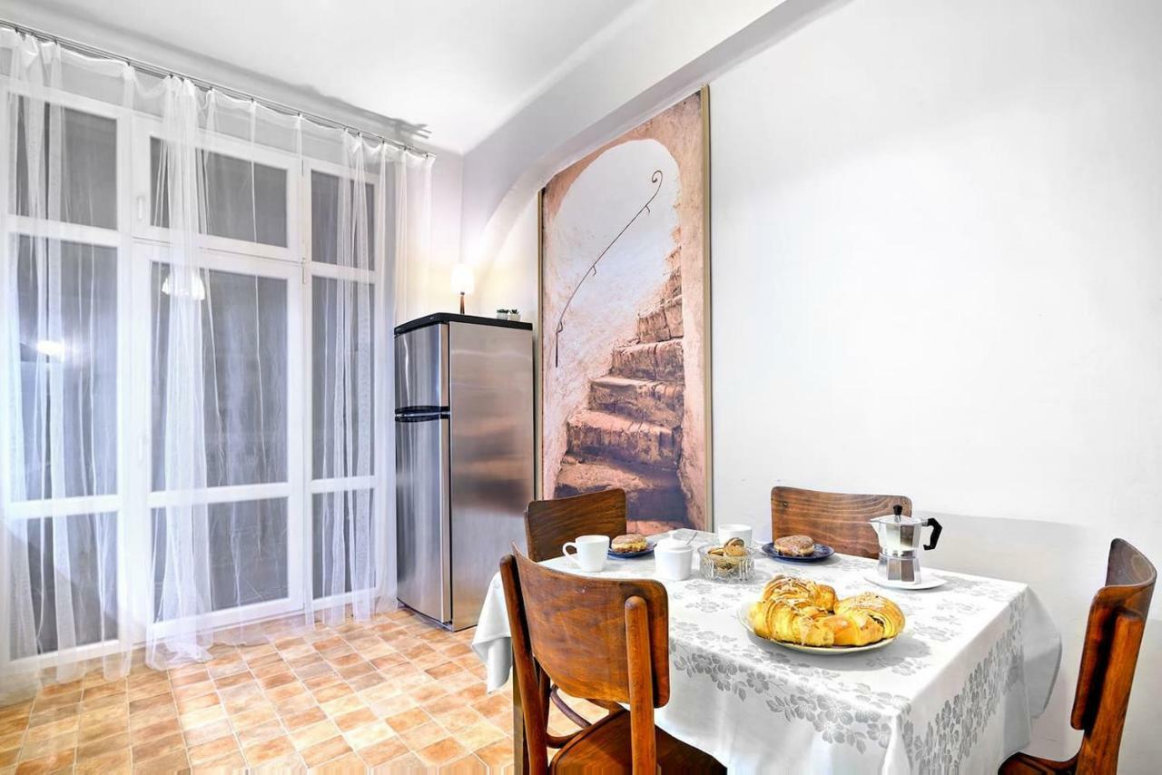 Luxury Retro Apartment, City Center, Wifi Krakkó Kültér fotó