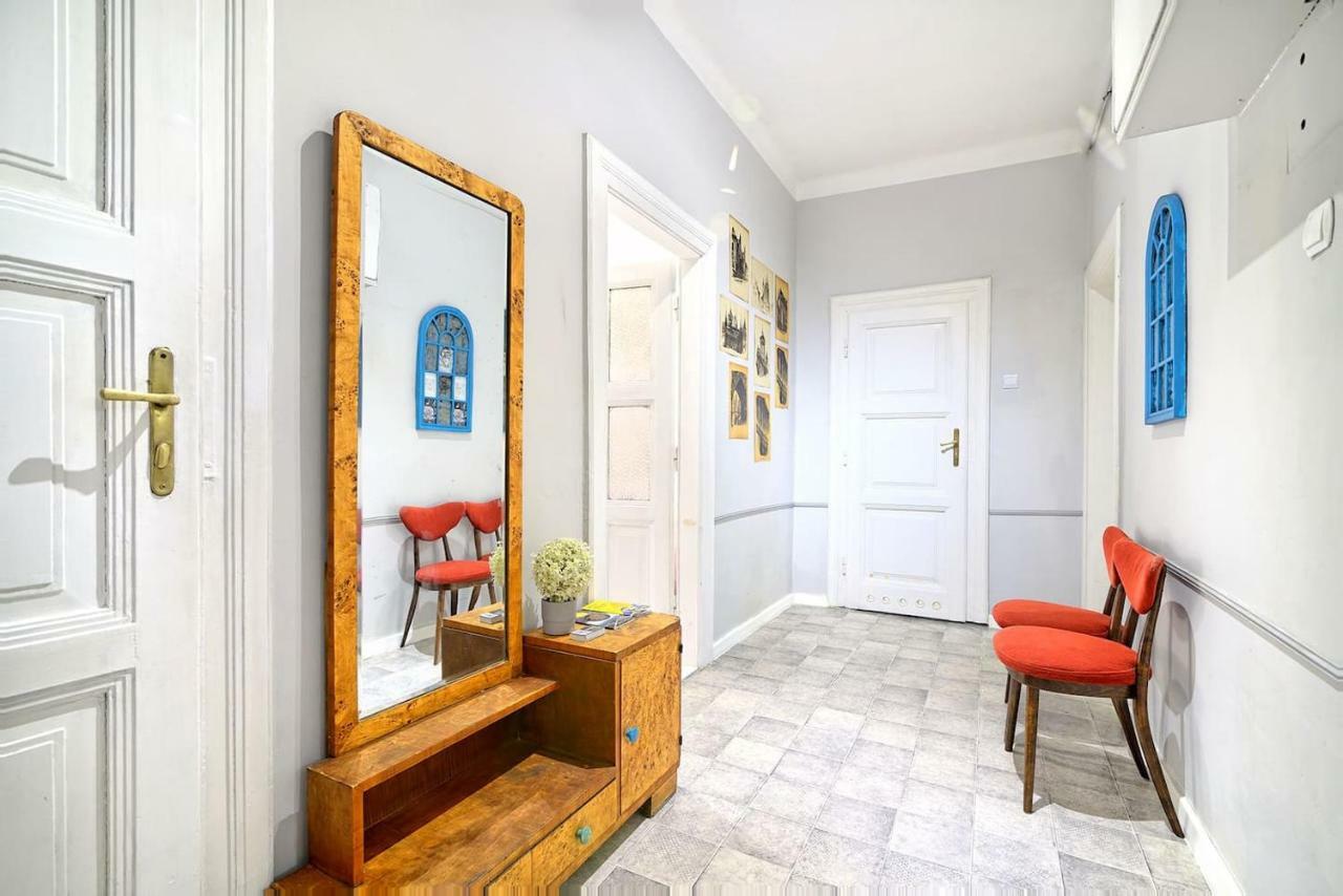 Luxury Retro Apartment, City Center, Wifi Krakkó Kültér fotó